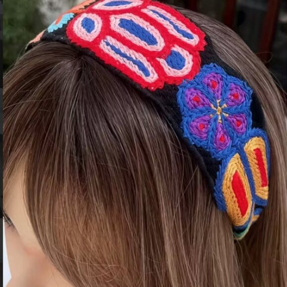 NEW KNIT GRANNY SQUARE HEADBAND - Picture 1 of 2